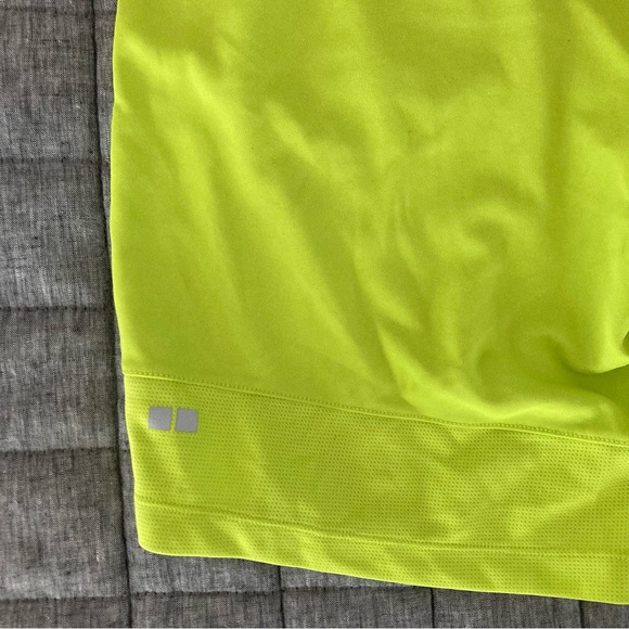 Uniqlo active/tennis shorts, L - Picture 7 of 7